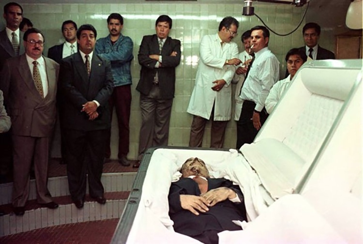 El presunto cuerpo de Amado Carillo (Foto: Archivo)