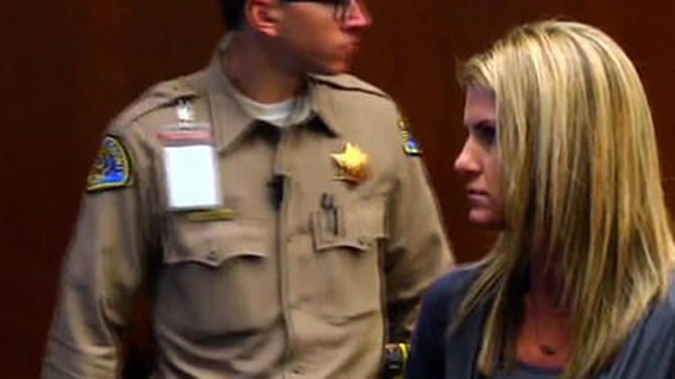 Coral Lytle fue acusada de conductas inapropiadas y abuso sexual contra los novios adolescentes de sus dos hijas (Foto: captura de pantalla)
