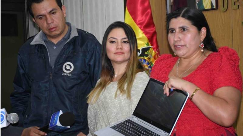 Quipus ahora ensamblará proyectoras inteligentes que digitalizarán el aula