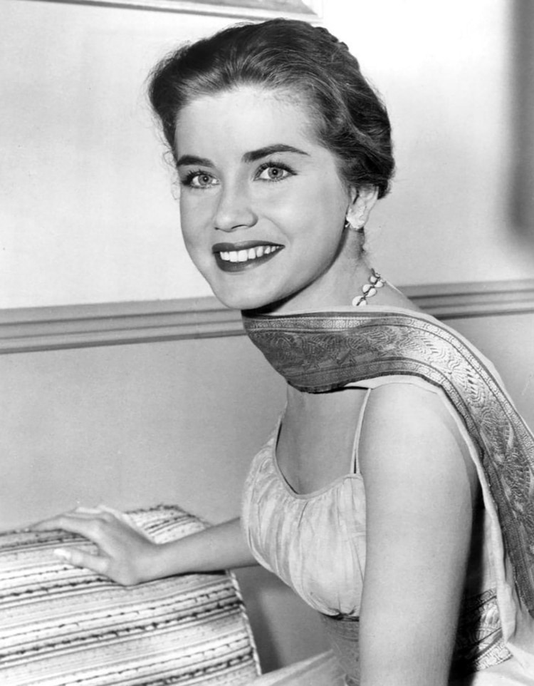 Dolores Hart (Grsoby)
