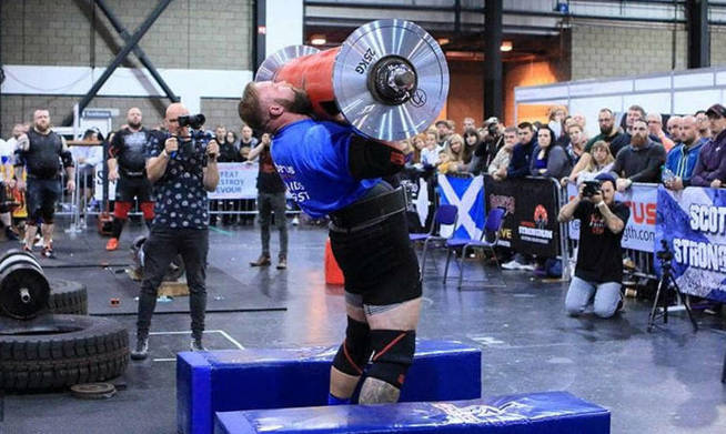Scott Milne, en plena competición (Foto: Facebook)