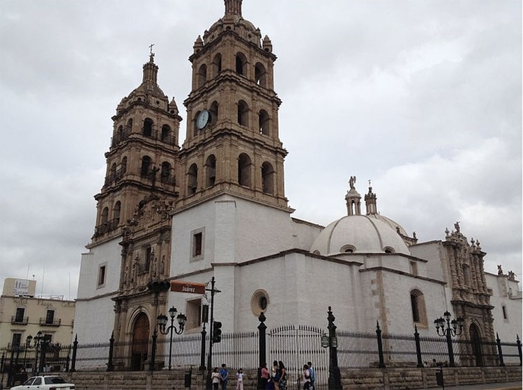 Los religiosos tenían espacios en parroquias y conventos en España y Colombia. (Foto de referencia: Durango Oficial)