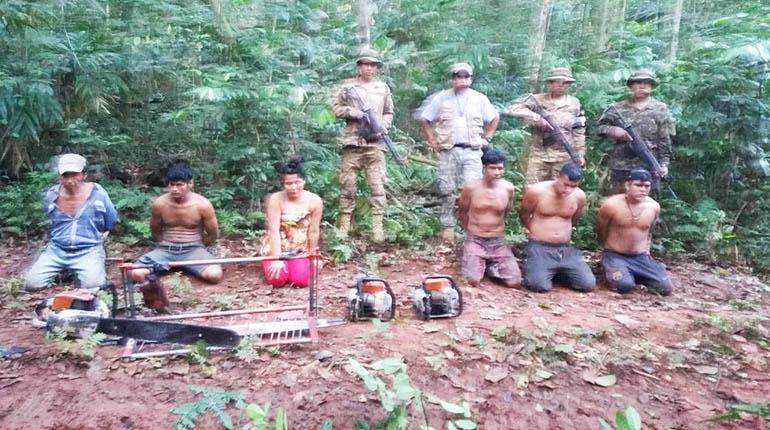 Los avasalladores detenidos en Pando. | ABT