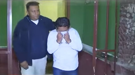 Momento en el que Mauricio R.P. es trasladado a celdas policiales. 