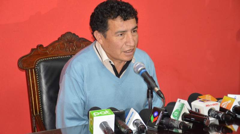 Borda pide investigar a Rómulo Delgado por incumplimiento de deberes