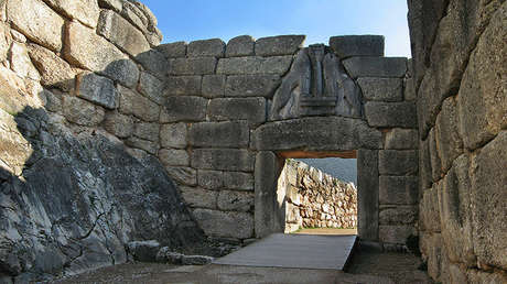 Puerta de los Leones en Micenas (Grecia).