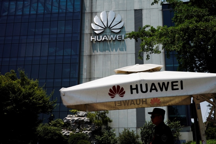 Cada vez más medidas apuntan para reducir los “riesgos a la seguridad nacional” que presentaría Huawei (Reuters)