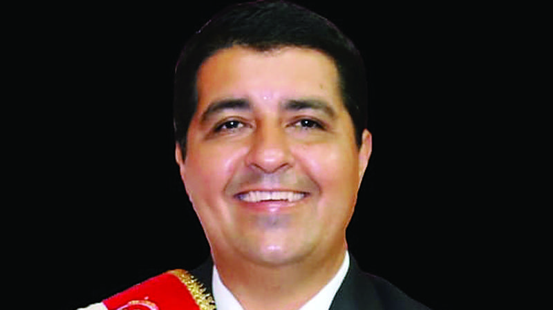 Alcalde de Reyes: Supe de la avioneta con droga por las redes y despedí a Roca