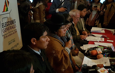 Los vocales del TSE en rueda de prensa. Foto: La Razón