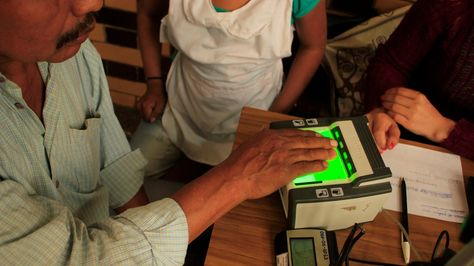 Empadronamiento de ciudadanos bolvianos. Foto: Archivo- La Razón