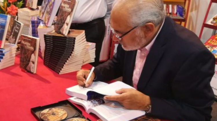 mesa libro