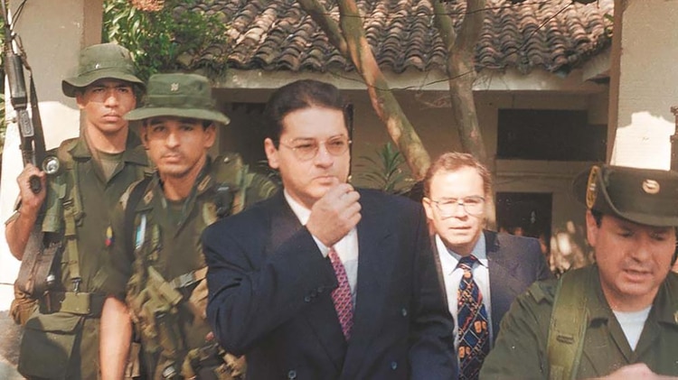 Helmer ‘Pacho’ Herrera, el tercero del Cartel de Cali, se entregó en 1996 ante la Policía.