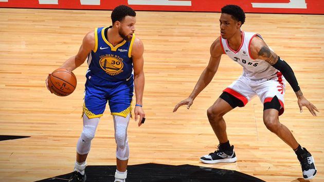 los warriors le ganaron a los raptors y mantienen viva la final