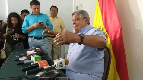 Jaime Paz Zamora anuncia que declinó a su postulación a la Presidencia.
