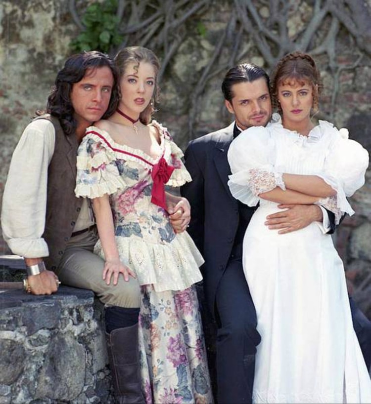 Zarattini adaptó “Corazón Salvaje” en 1993, una de las versiones más exitosas. Los antagónicos fueron Ana Colchero y Ariel López Padilla