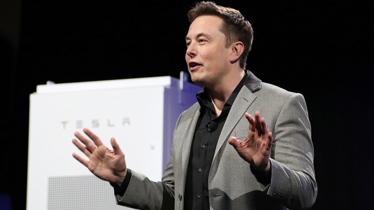 Elon Musk no duda a la hora de innovar (AFP PHOTO / DAVID MCNEW)