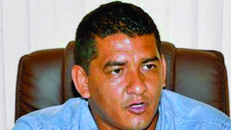 Rodríguez se estrella contra periodista de Fox