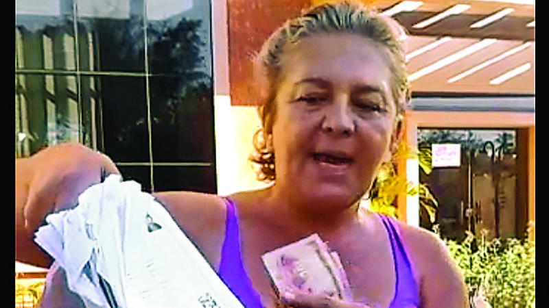 Acarreo de votos: tras 12 días, reaparece la acusada y calla