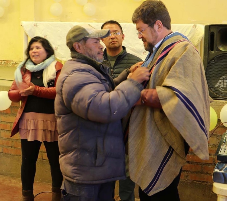 Samuel Doria Medina, en Potosí, una de las zonas conflictivas para la campaña de los opositores.