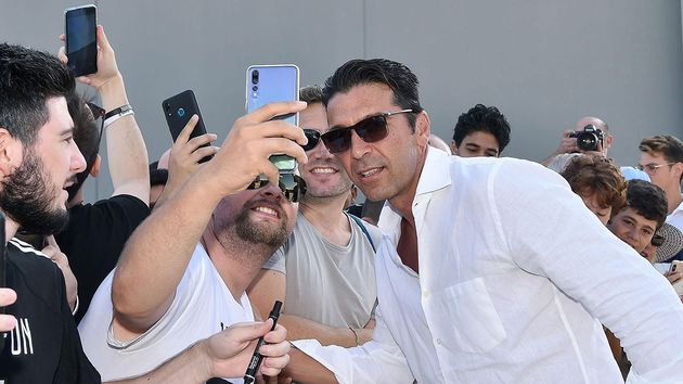 Buffon pasó la revisión médica en su retorno a la Juventus
