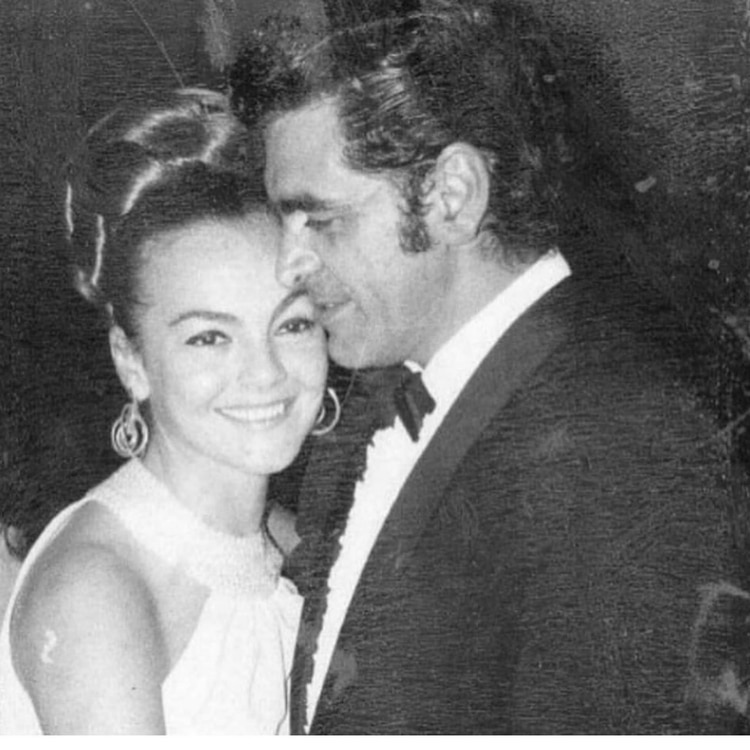 El actor y Kate Trillo se casaron hace medio siglo (Instagram: katedelcastillo)