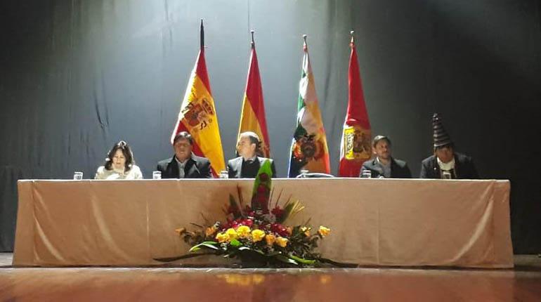 El expresidente de España. José Luis Rodríguez Zapatero, en una conferencia en Potosí. | Cancillería Bolivia