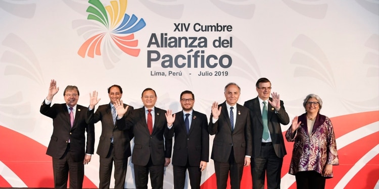 La Cumbre Empresarial de la Alianza del Pacífico, grupo formado por Chile, Colombia, México y Perú culminó este viernes con acuerdos de desarrollo regionales enfocados a la tecnología y conectividad en telecomunicaciones Foto: Alianza del Pacífico