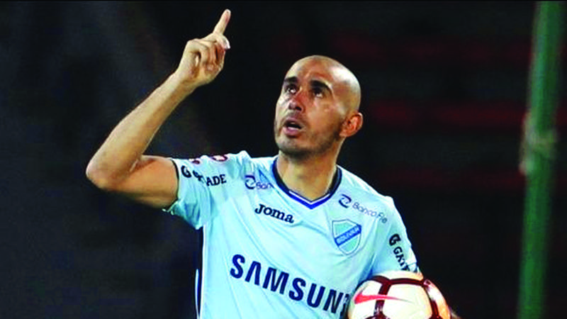 Riquelme rechazó la primera oferta