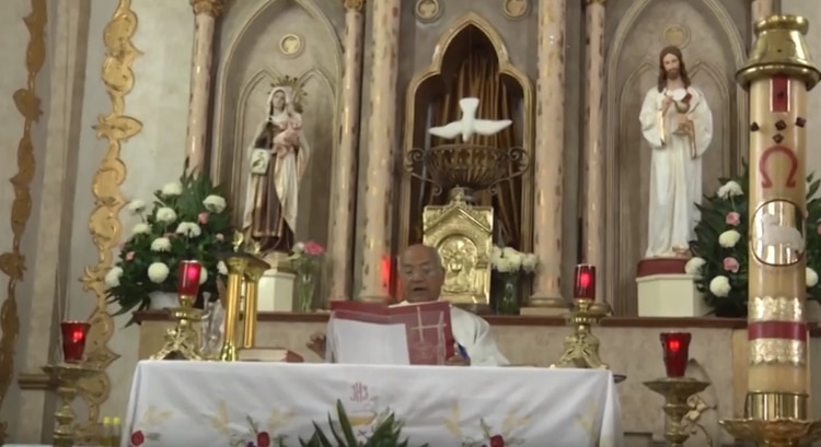 El sacerdote José Luis del Río fue el único autorizado por el Vaticano para hacer exorcismos en la Diócesis de Coahuila (Foto: captura de pantalla)