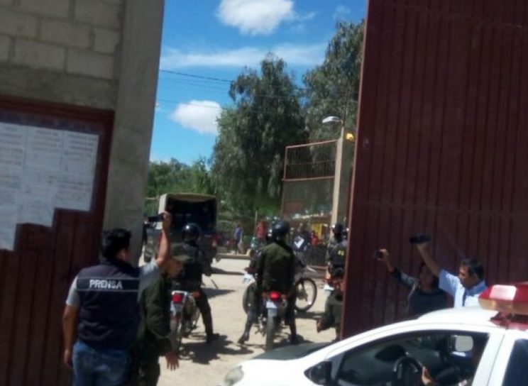 Denuncian a cuatro brasileños por amenazas dentro del penal de Morros Blancos en Tarija