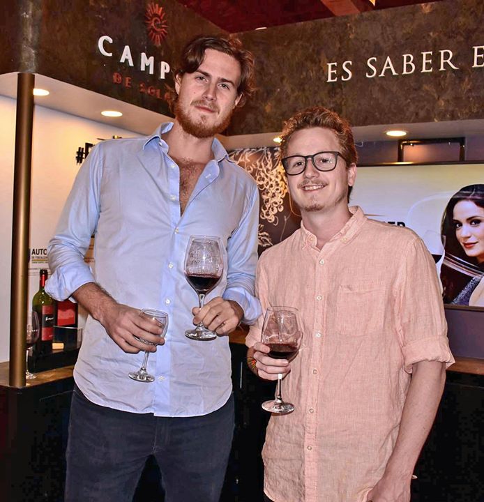 Festival de Vinos y Quesos Una vez más el festival fue un éxito, muchos…