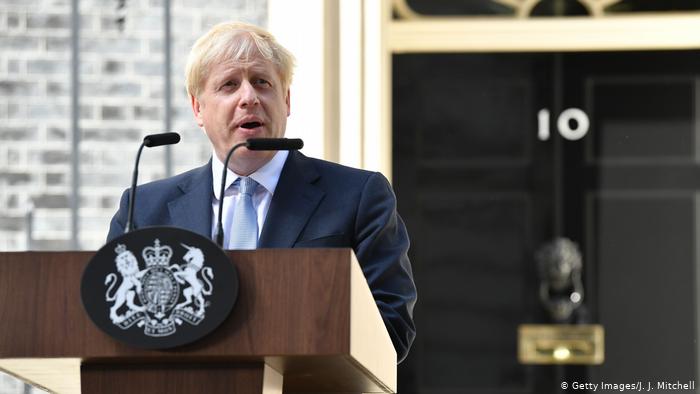 UK Boris Johnson hält Rede vor Downing Street (Getty Images/J. J. Mitchell)