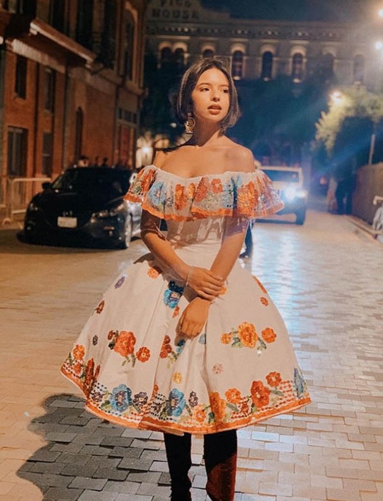 Lady Gaga aprobó para que cantara su canción a Ángela Aguilar (Foto: Instagram)