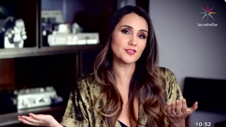 Dulce María solo quería estar acostada y enforcarse en sus propios planes (Foto:Captura de pantalla)