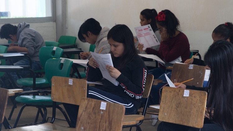 Para Erick, en lugar de haber becas por parte del gobierno, debería haber educación de mayor calidad. (Foto: Cuartoscuro)