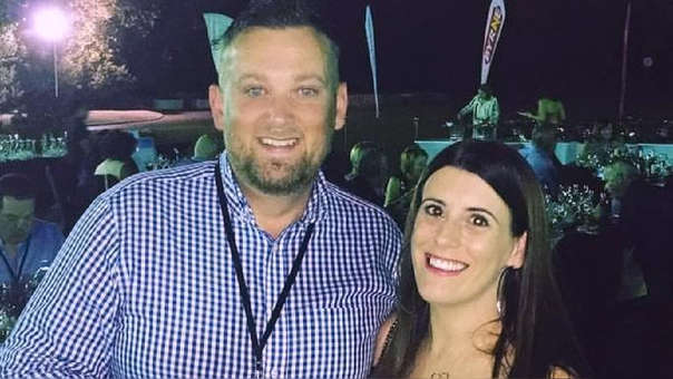 Samantha Ford y su esposo Samantha Ford y su esposo