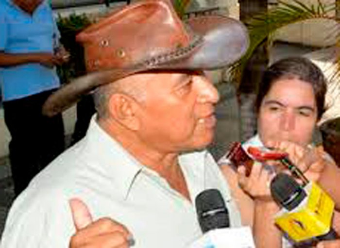 FERNANDO VARGAS, ACTIVISTA.