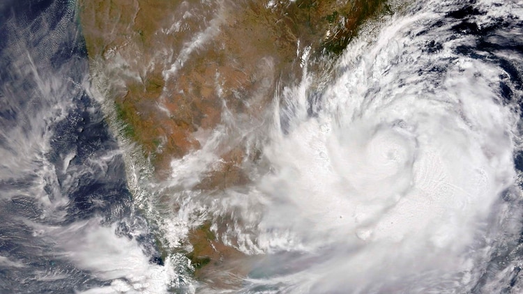 Se debe gestionar el impacto de los desastres naturales para evitar una crisis económica (Foto: AP)