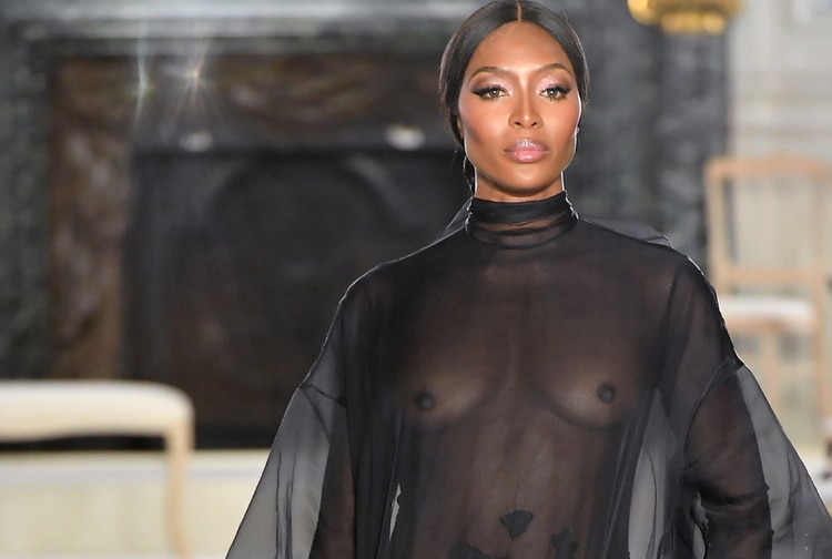 Naomi es una leyenda de las pasarelas