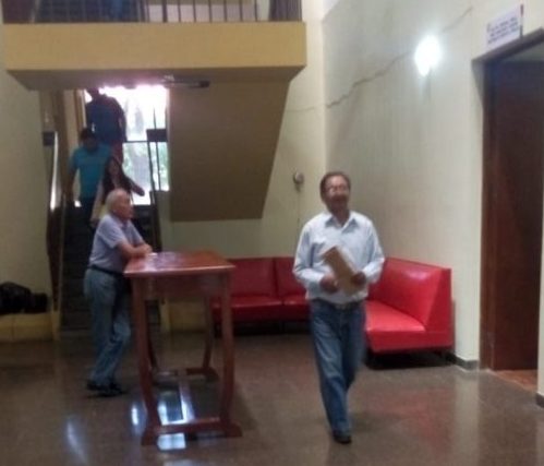 Instalan juicio contra exgobernador de Tarija Lino Condori por uso de influencias