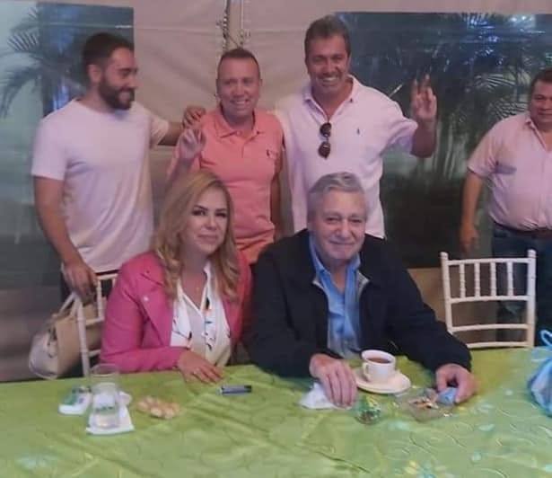Virginio Lema candidato a Presidente por el MNR aparece en fotografías junto al Alcalde…
