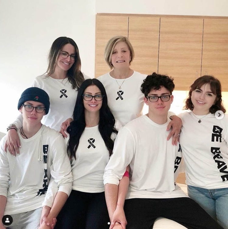 Sus hijos han apoyado a su madre desde hace seis meses que le fue detectado el cáncer (Foto: Instagram)