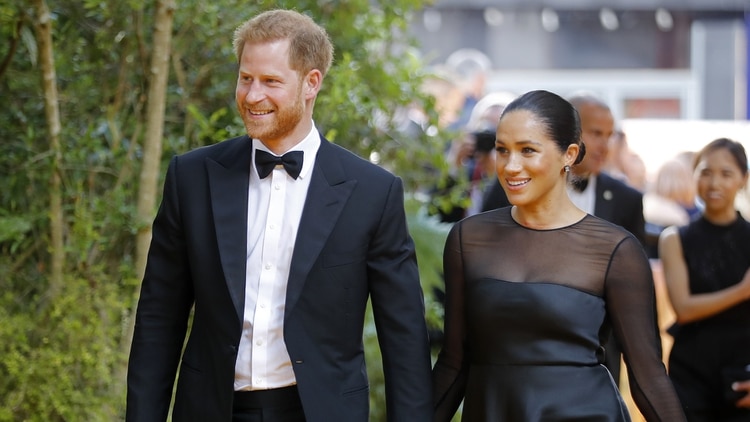 Hace unas semanas los duques acudieron a la premiere del “Rey León” en Londres (AFP)