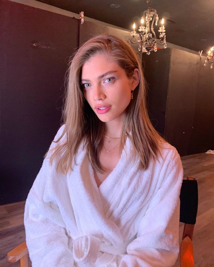 La imagen con la que informó de su trabajo para Victoria’s Secret (IG: valentts)