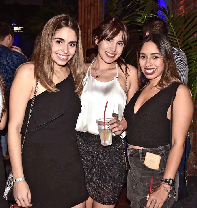 Bruna Feeney y Luciana Flores. Carolina Rueda, Camila Suárez y Camila Sadud. María Victoria…