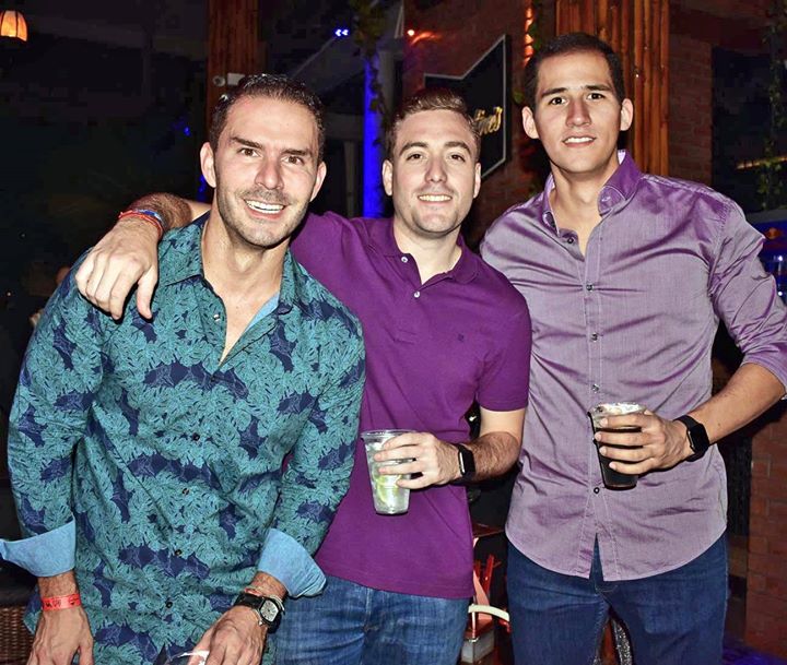 Bruna Feeney y Luciana Flores. Carolina Rueda, Camila Suárez y Camila Sadud. María Victoria…