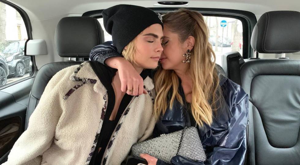 Cara Delevinge y Ashley Benson
