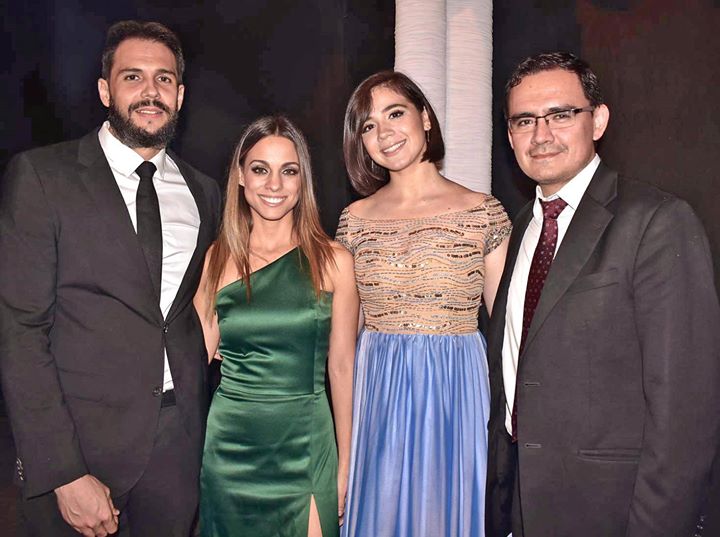 Andrea y Diego, felices por siempre Se conocieron en la fraternidad Tremendazos y el…