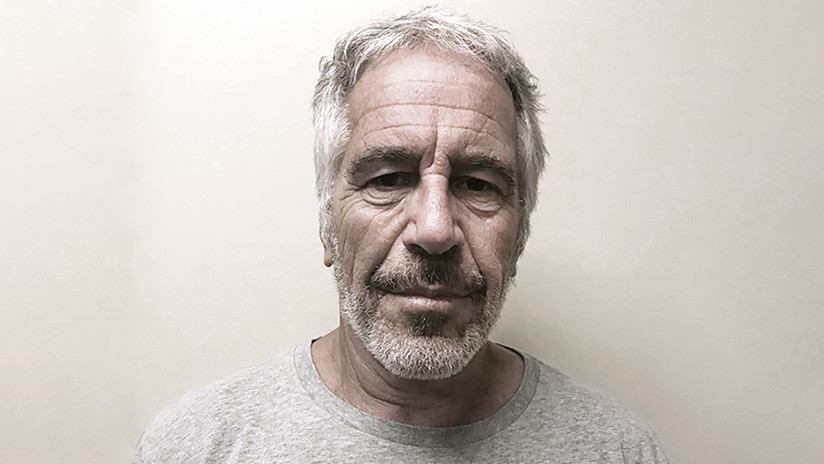 Reportan que Jeffrey Epstein se suicidó en su celda