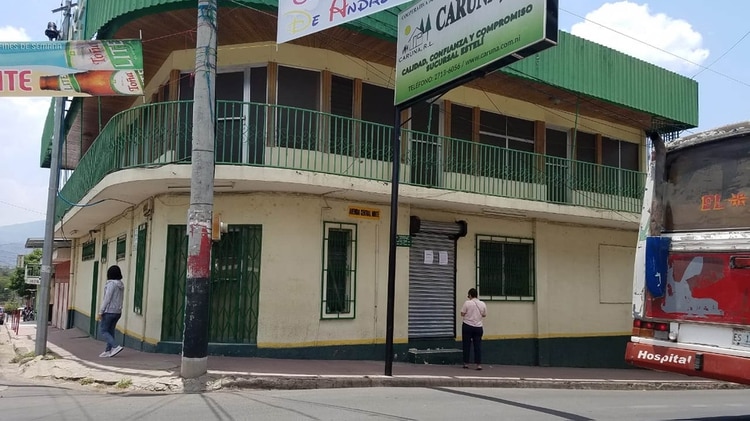 Desde mayo de 2018, las oficinas de Caruna en Somoto cerraron sus operaciones ante el reclamo de miles de clientes que pedían sus ahorros. (Cortesía/La Prensa)